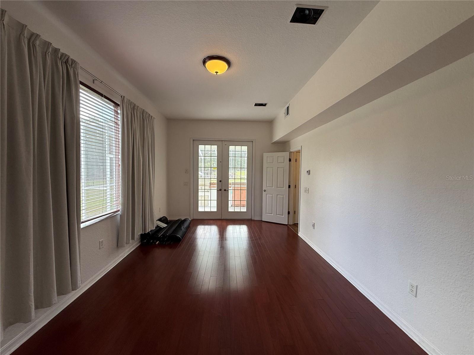 25406 Ladyhawk Ln Property Photo 47