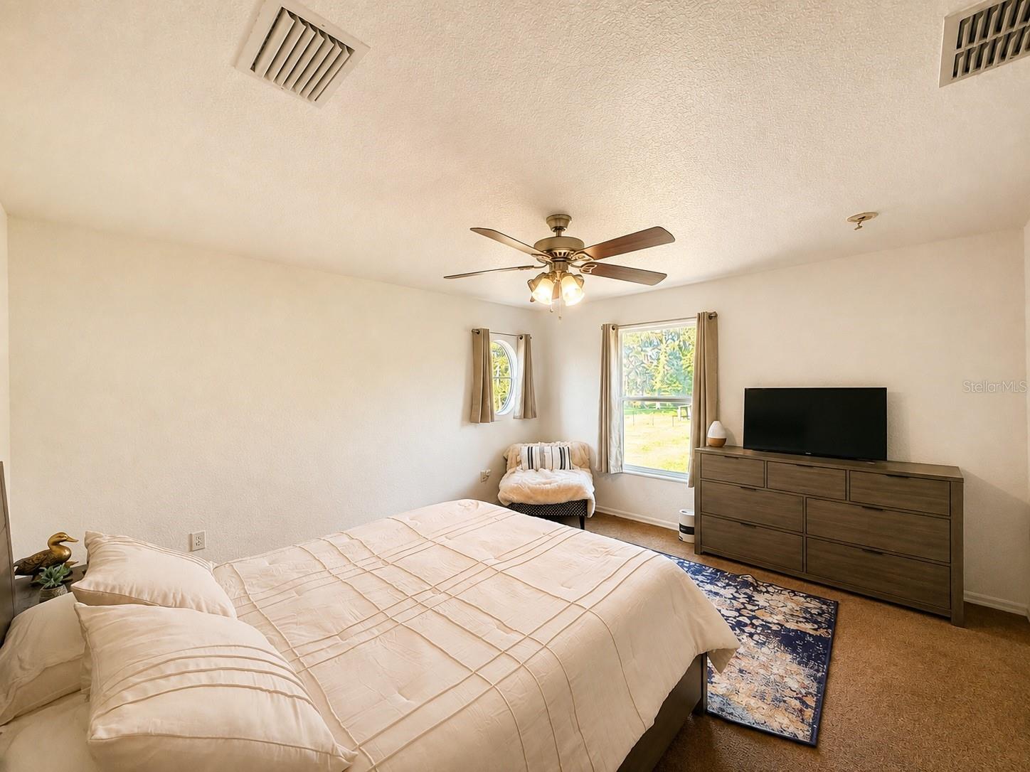 25406 Ladyhawk Ln Property Photo 52