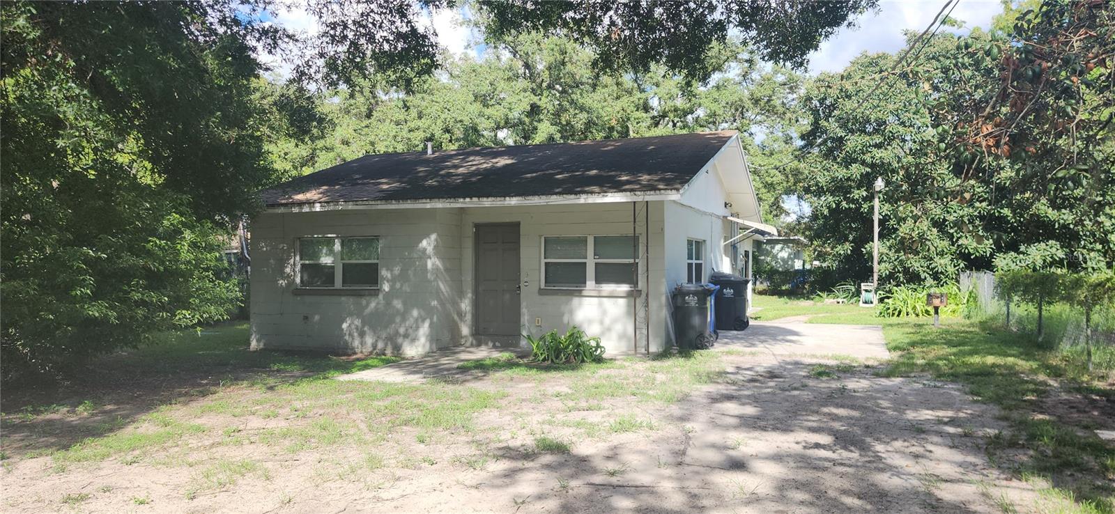 6401 N 49th St Property Photo 3