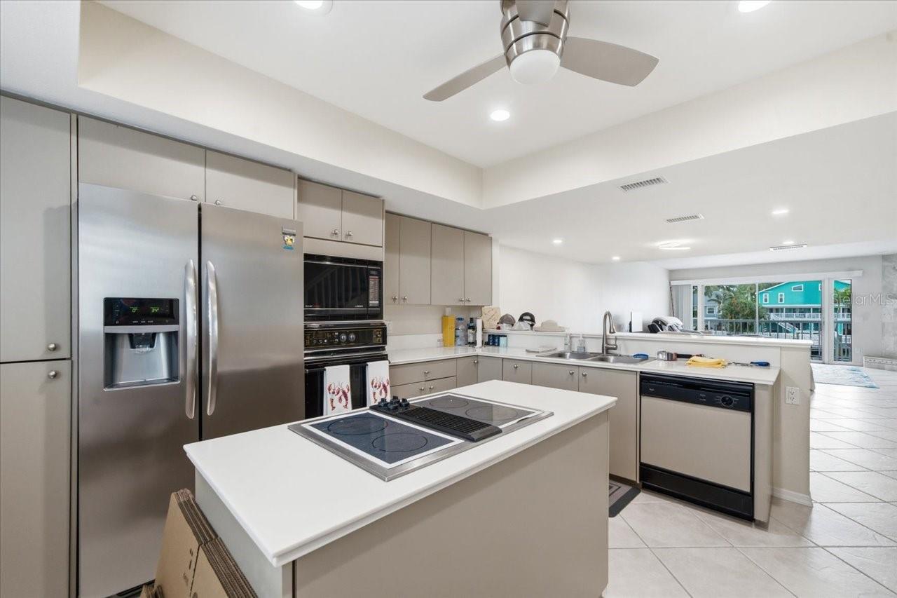 751 Pinellas Bayway S #19 Property Photo 8