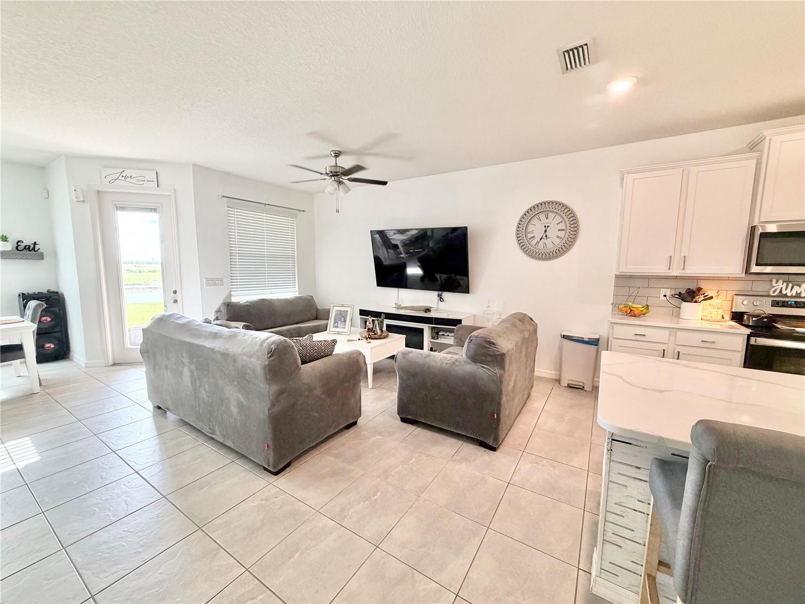 11287 Cay Spruce Way Property Photo 10