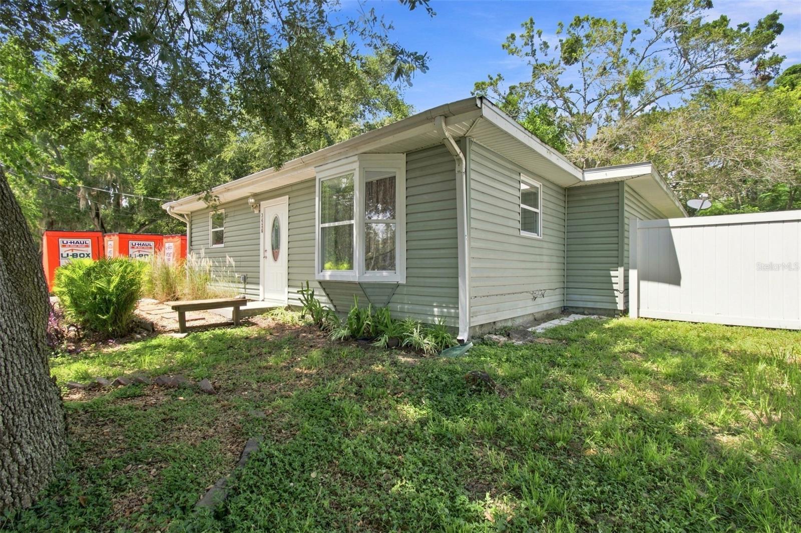 3426 Riverview Dr Property Photo 4