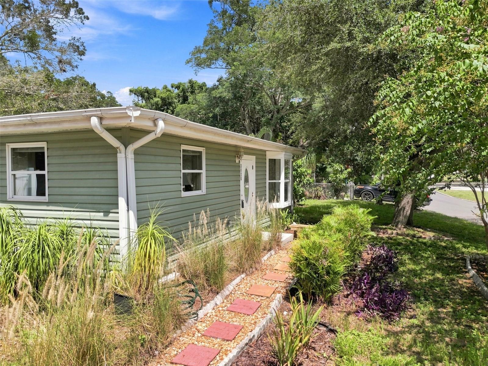 3426 Riverview Dr Property Photo 7