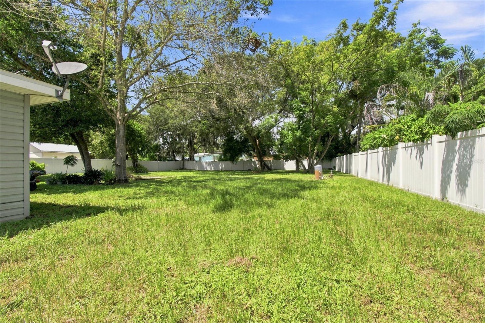 3426 Riverview Dr Property Photo 40