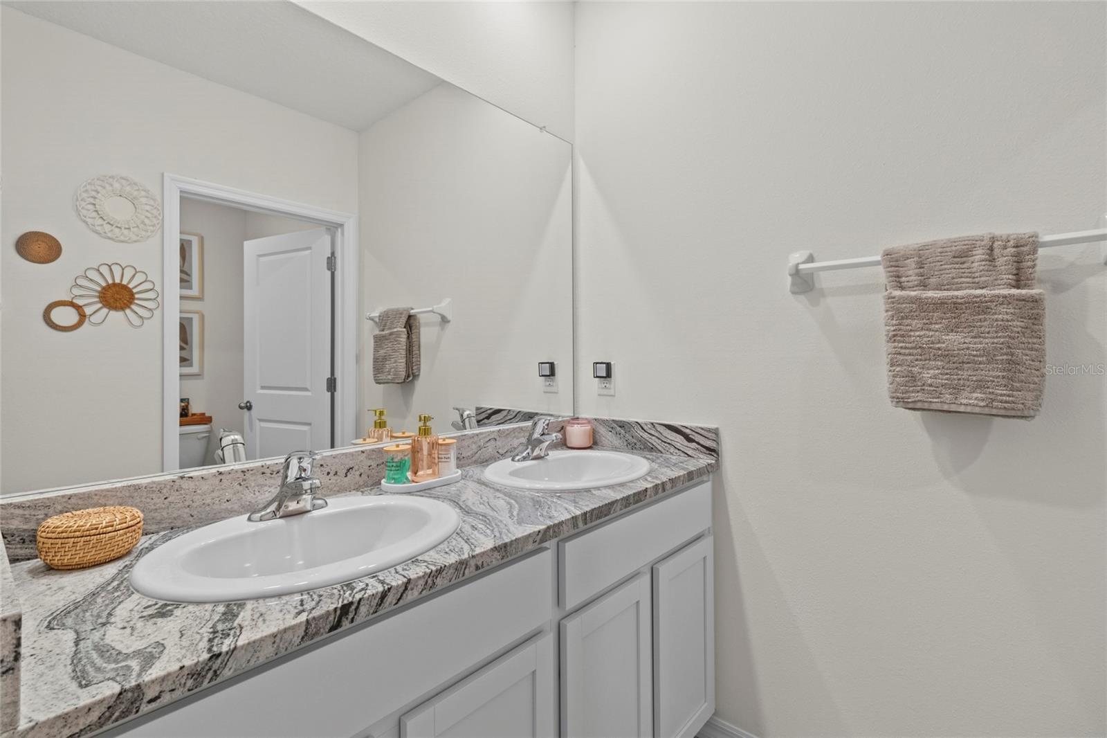 8210 Dolphin Bluff Blvd Property Photo 28