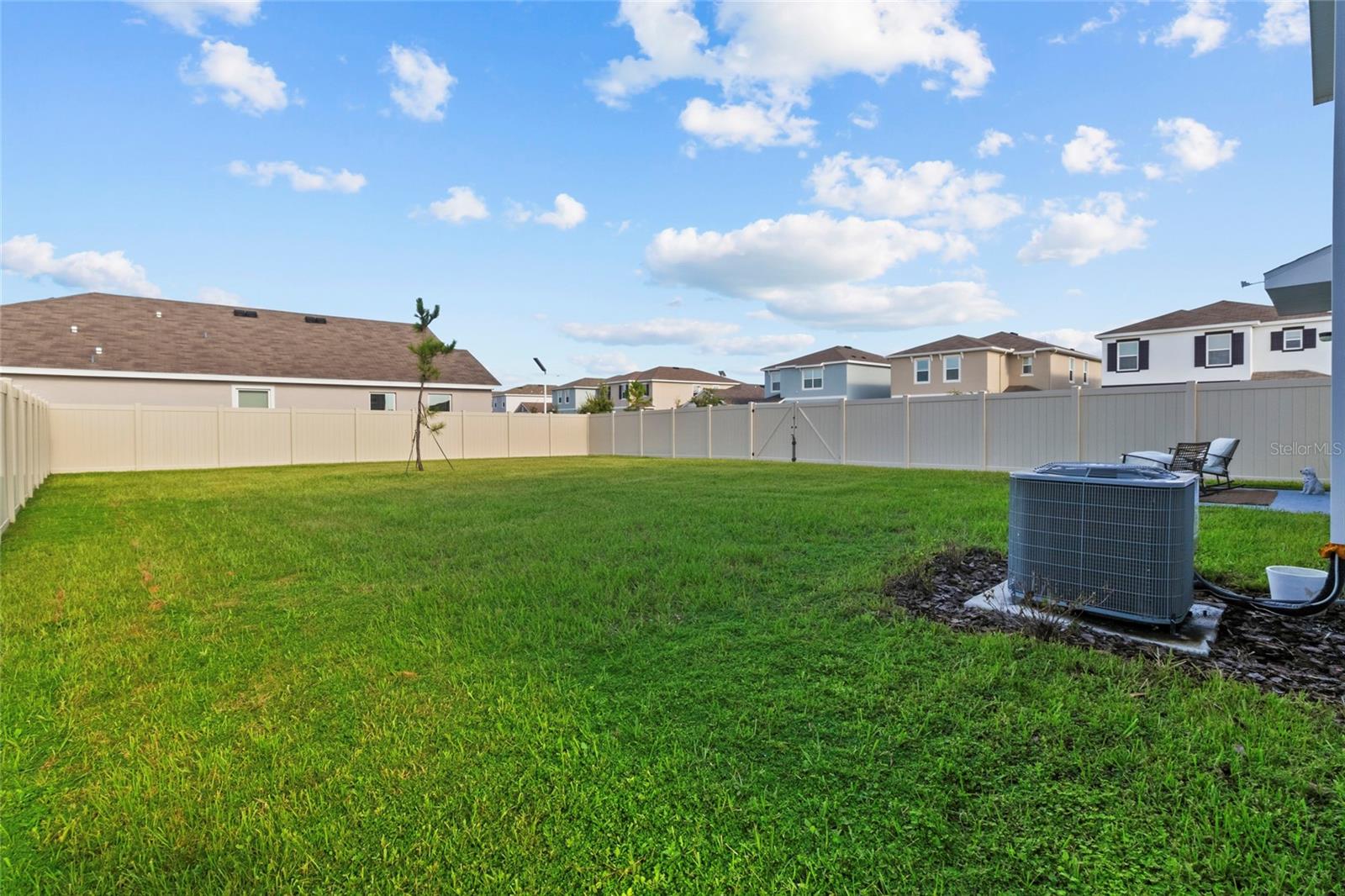 8210 Dolphin Bluff Blvd Property Photo 34
