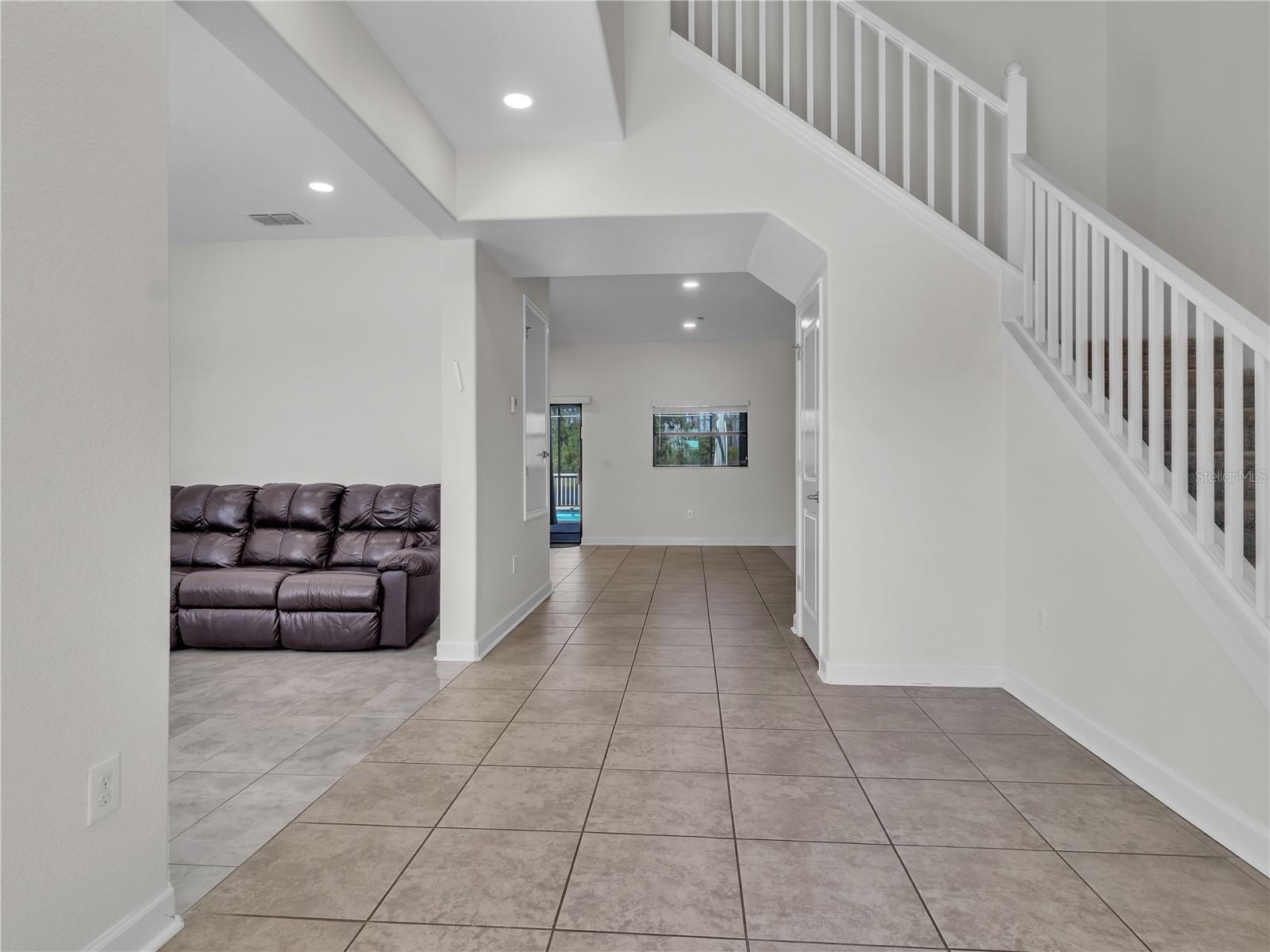 5063 Ivory Stone Dr Property Photo 6