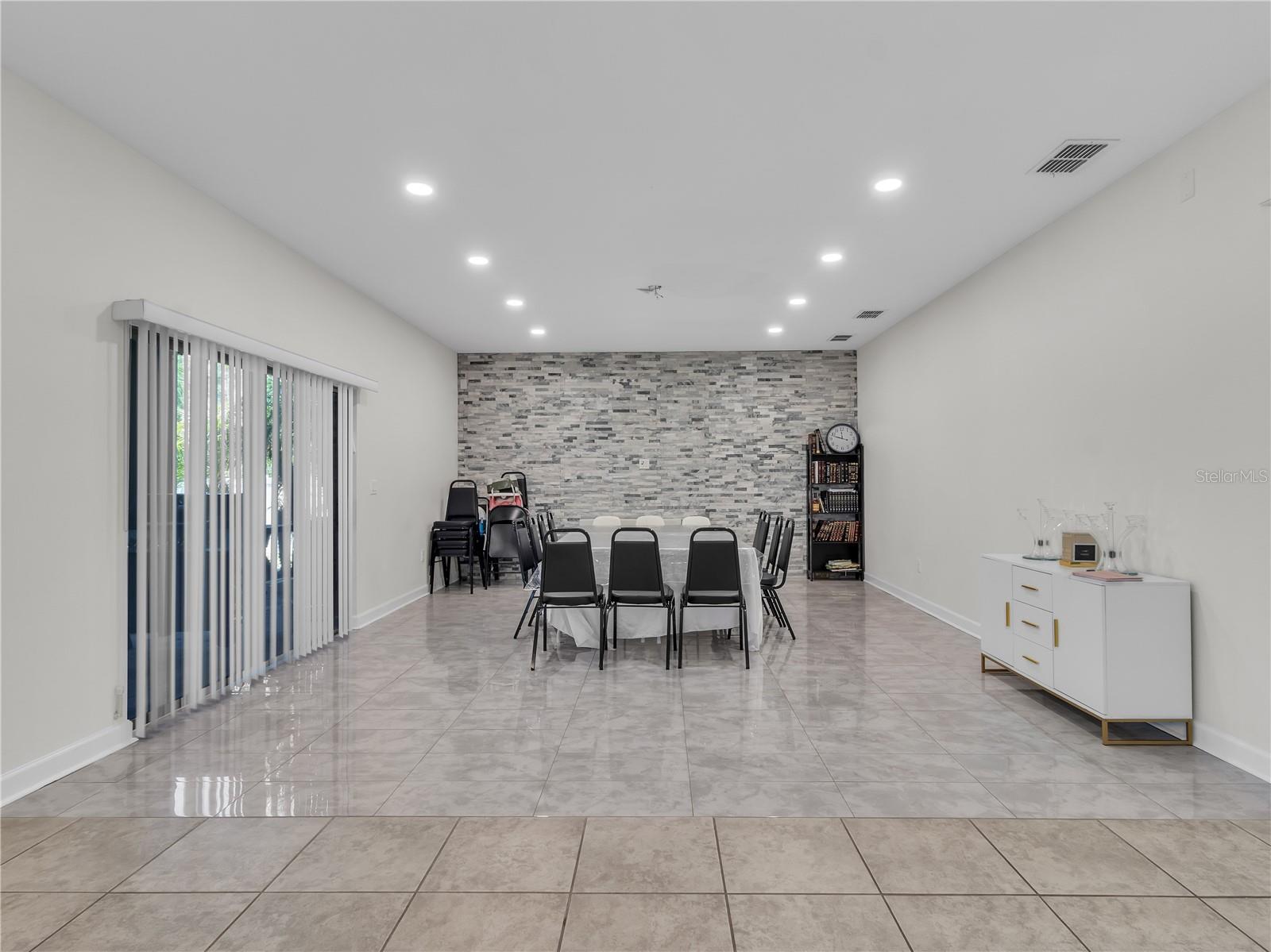 5063 Ivory Stone Dr Property Photo 17
