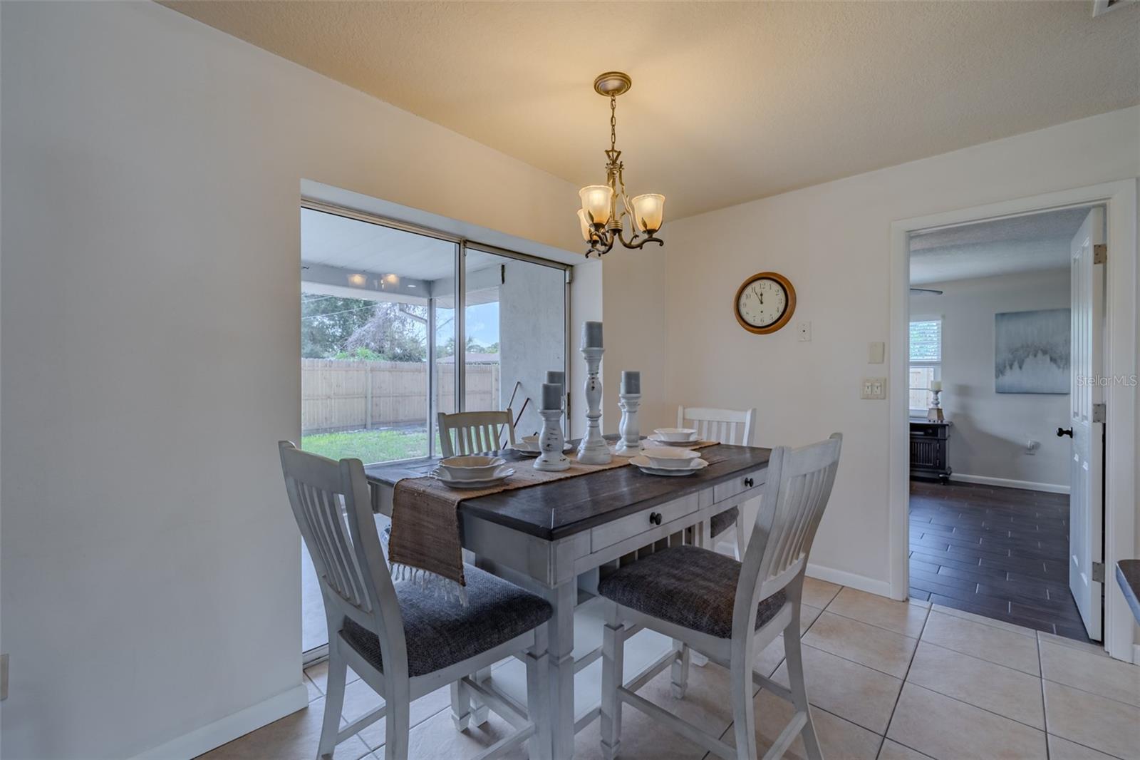 6711 Conetta Dr Property Photo 15