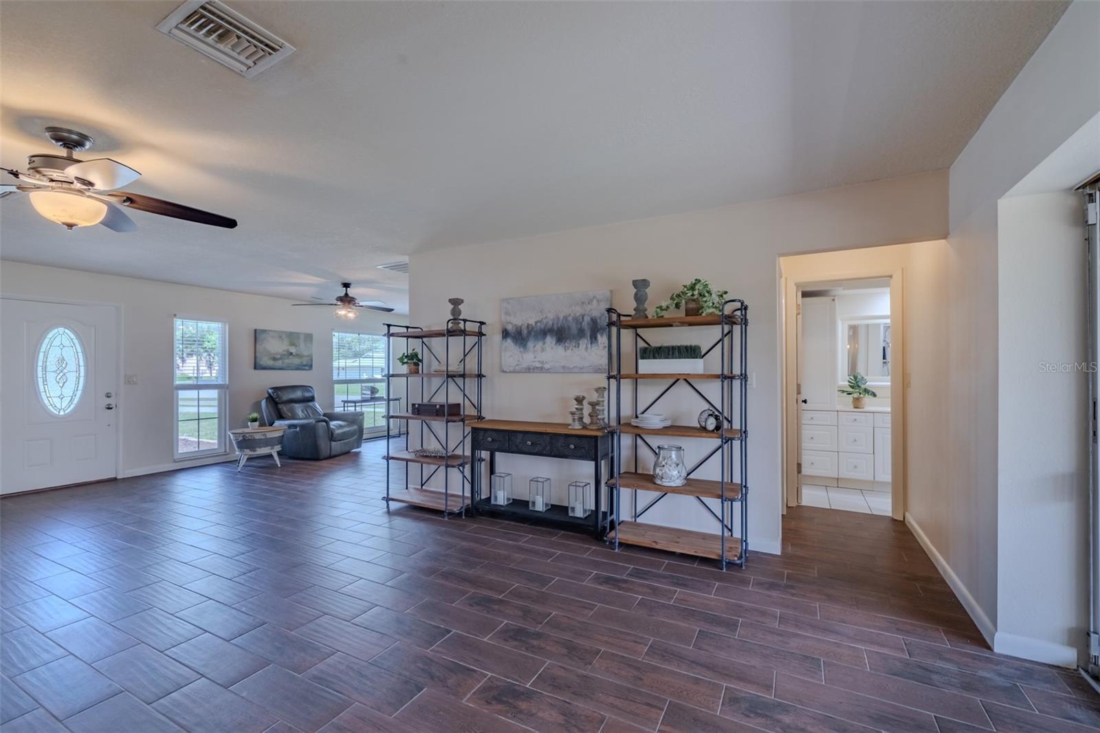 6711 Conetta Dr Property Photo 18