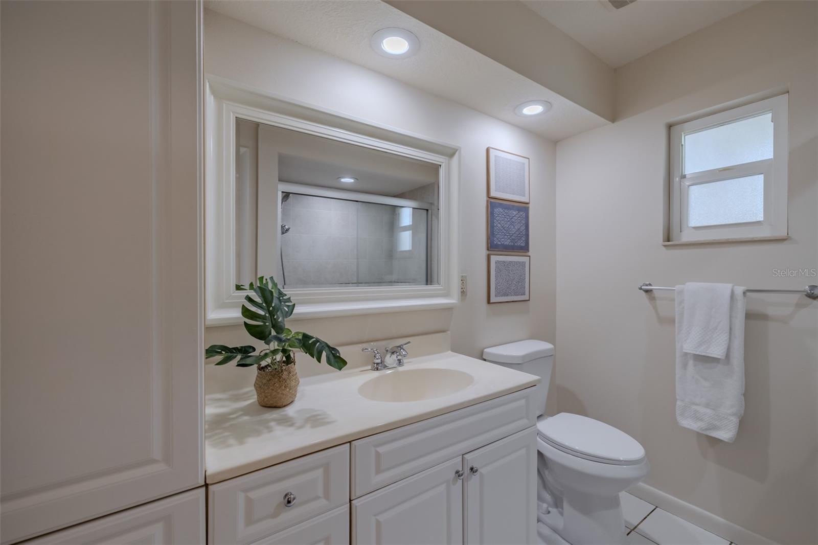 6711 Conetta Dr Property Photo 25