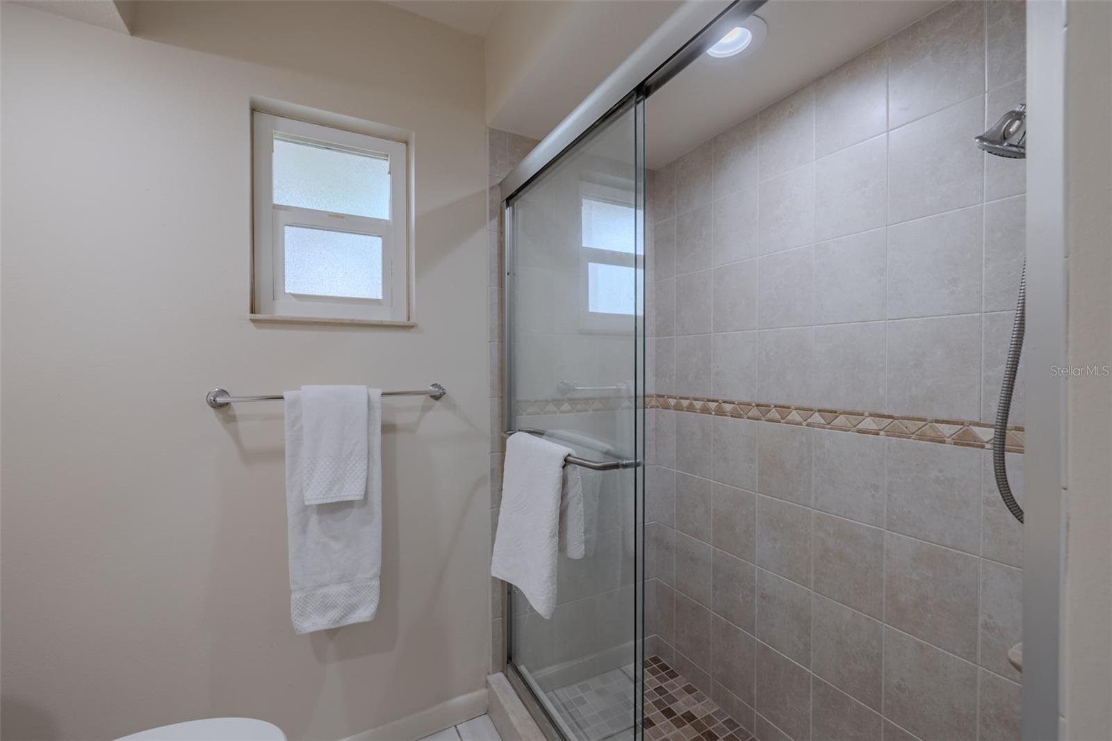 6711 Conetta Dr Property Photo 26