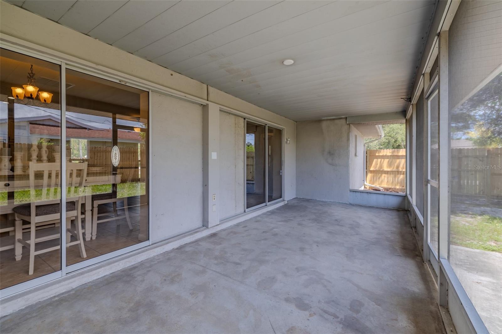 6711 Conetta Dr Property Photo 30