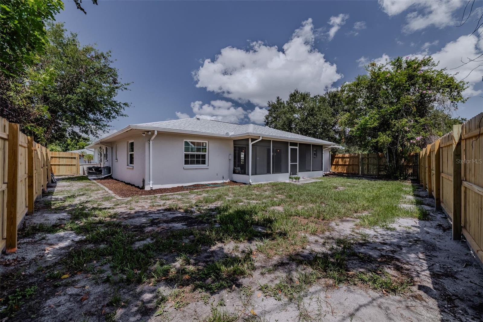 6711 Conetta Dr Property Photo 31