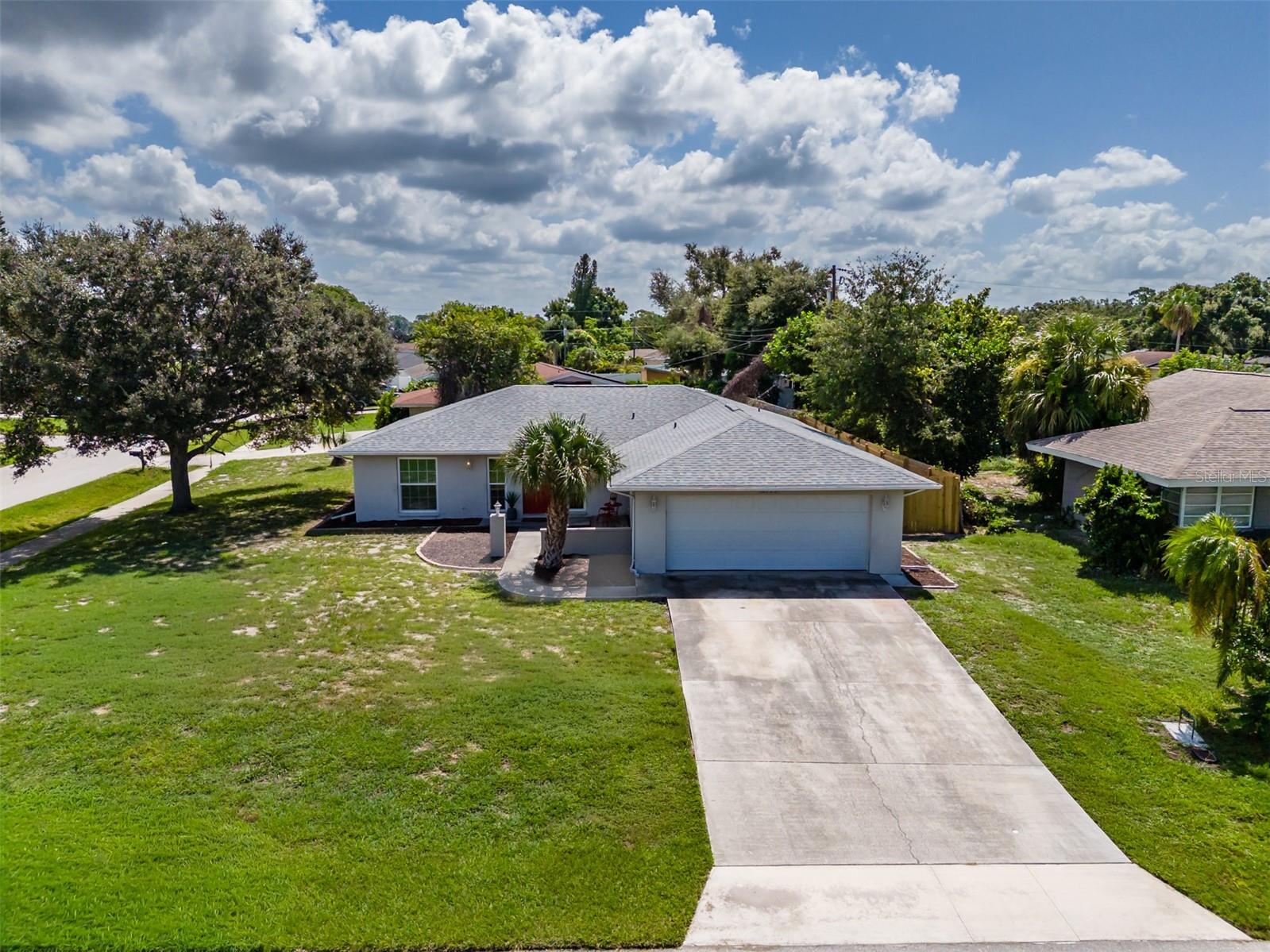 6711 Conetta Dr Property Photo 34