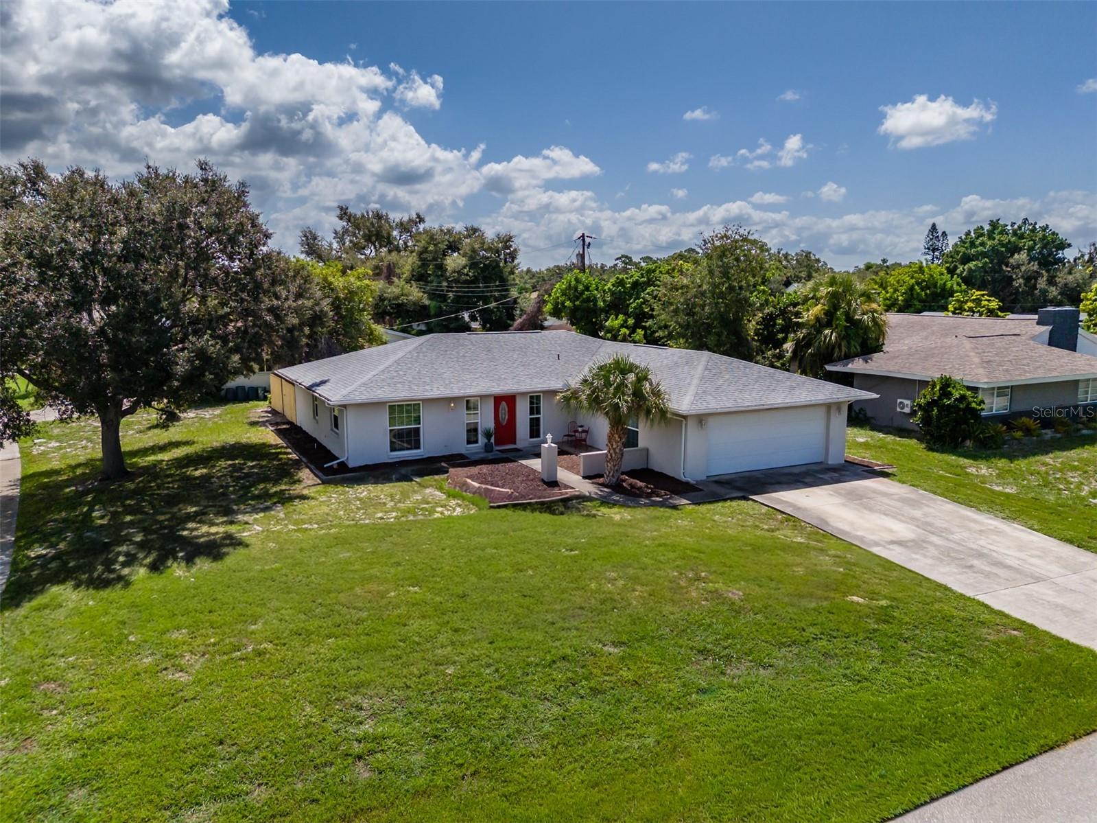 6711 Conetta Dr Property Photo 35