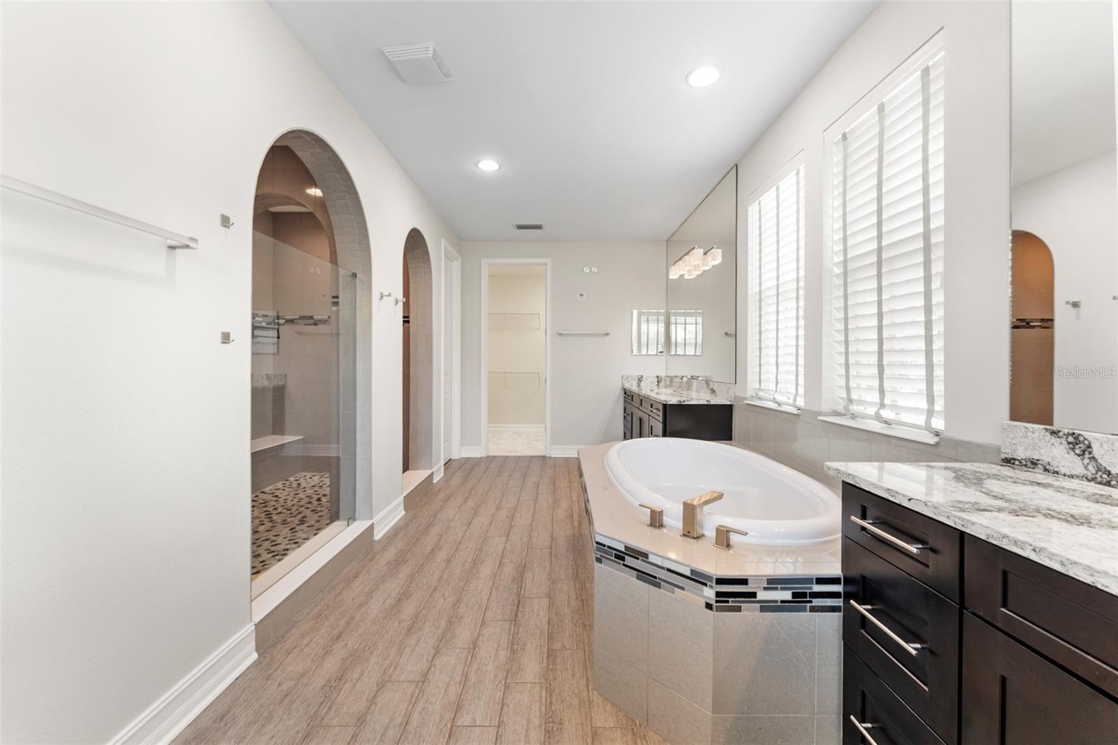 17901 Howsmoor Pl Property Photo 37