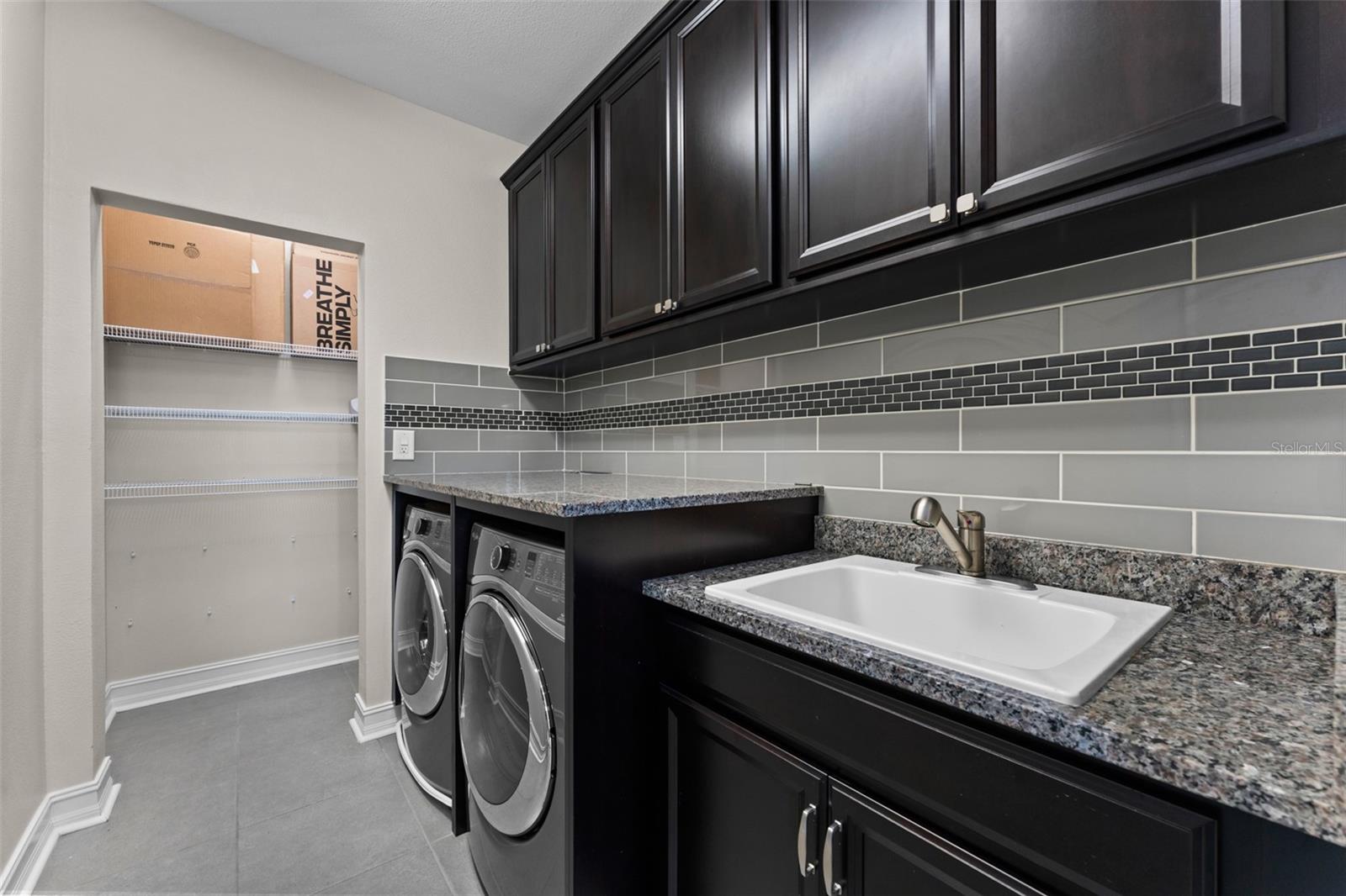 17901 Howsmoor Pl Property Photo 49