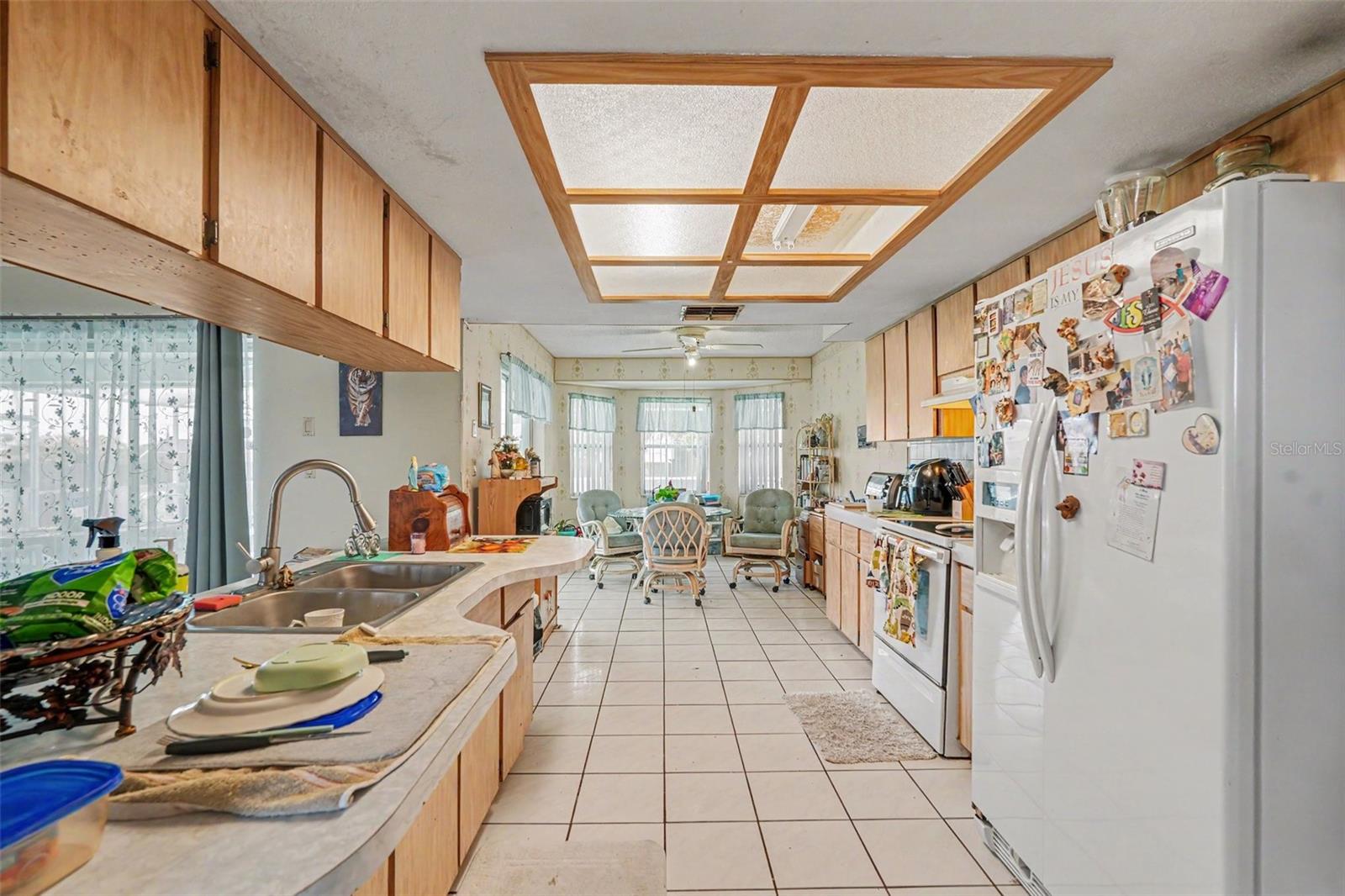 4589 Mariner Blvd Property Photo 9