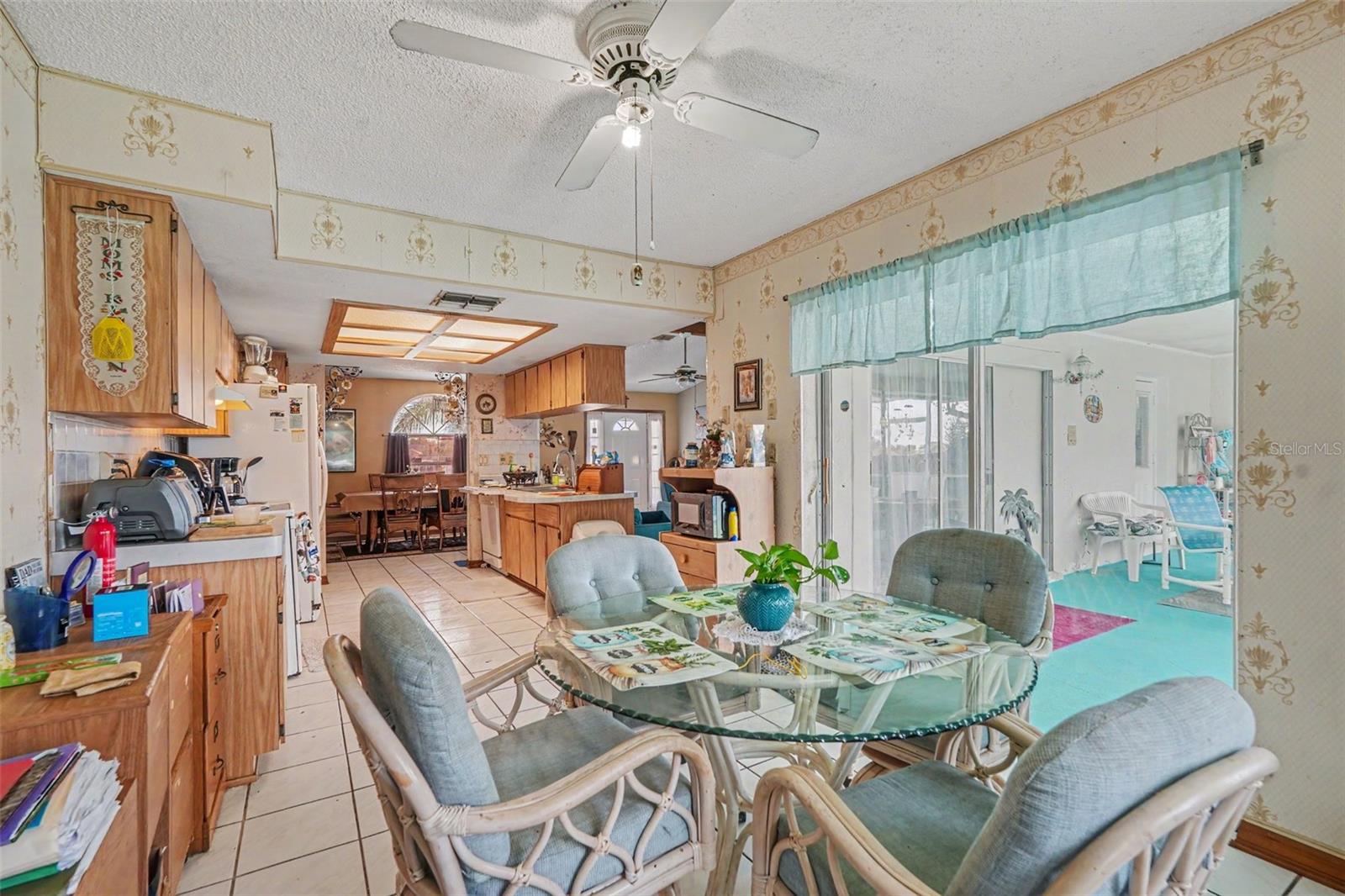 4589 Mariner Blvd Property Photo 12