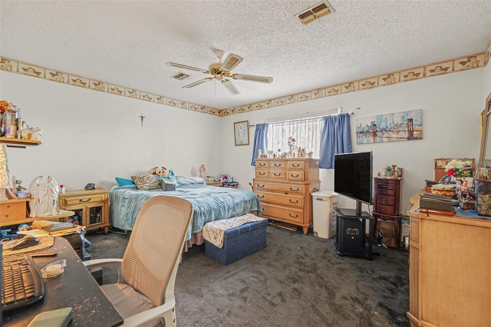 4589 Mariner Blvd Property Photo 15