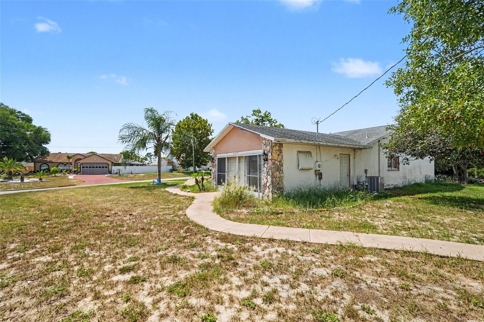 4589 Mariner Blvd Property Photo 28