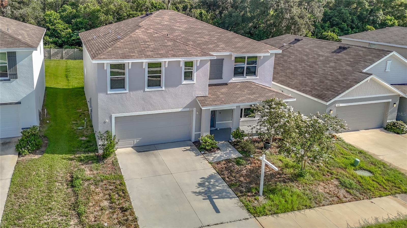 7737 Rosewood Garden Loop Property Photo 4