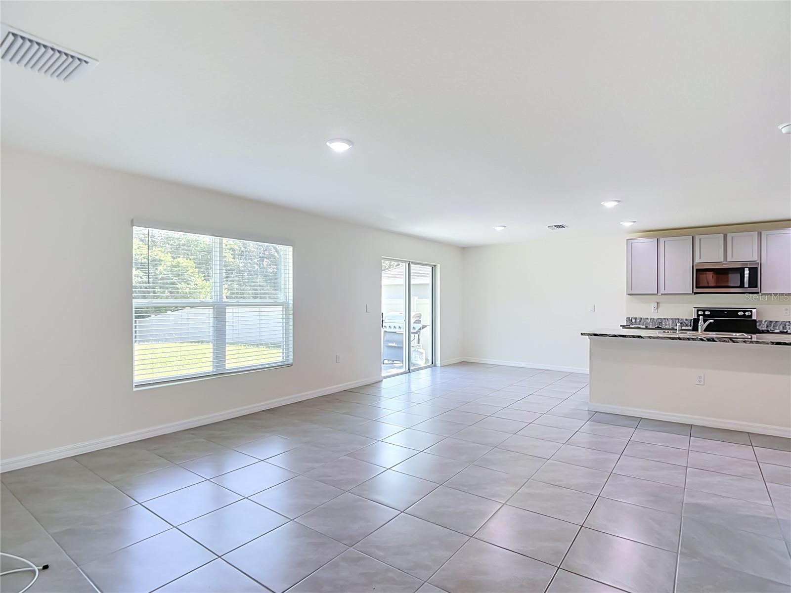 7737 Rosewood Garden Loop Property Photo 20