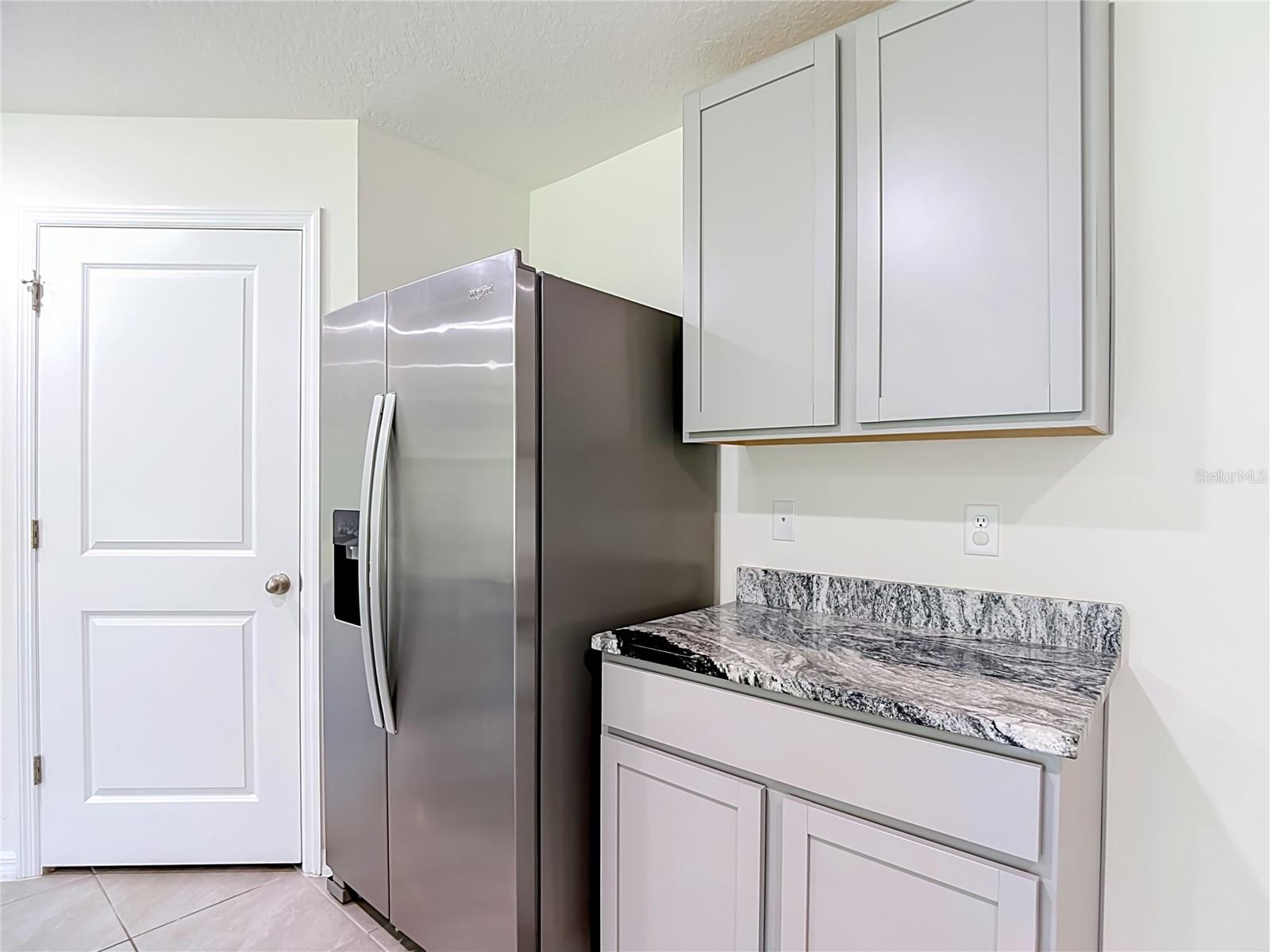 7737 Rosewood Garden Loop Property Photo 22