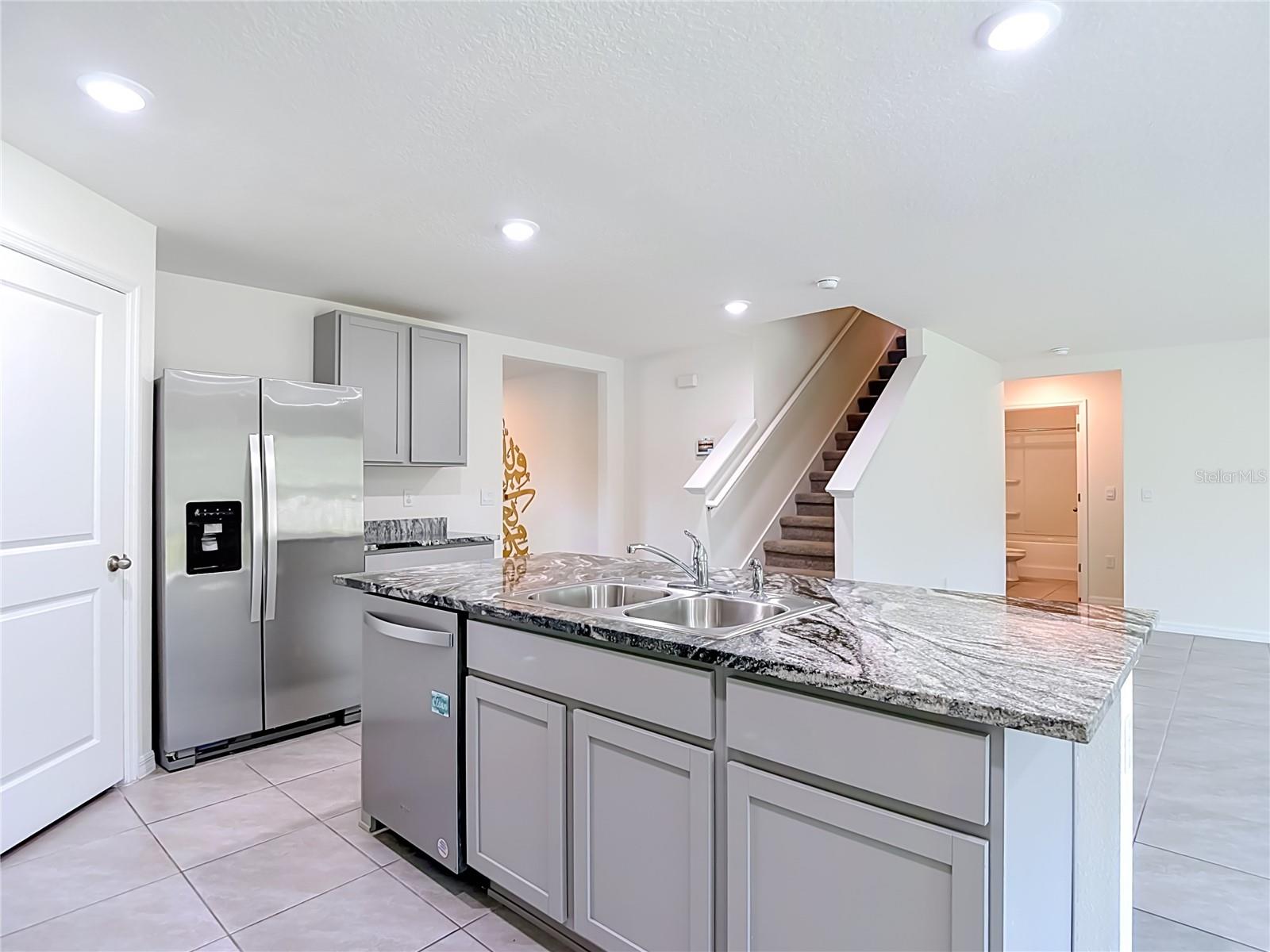 7737 Rosewood Garden Loop Property Photo 26