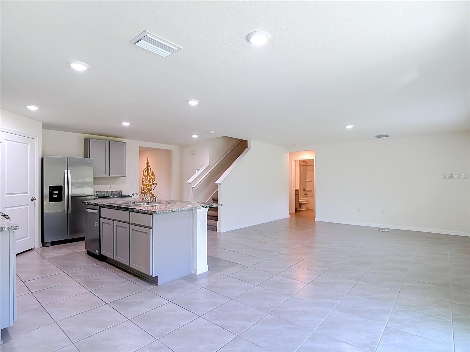 7737 Rosewood Garden Loop Property Photo 31