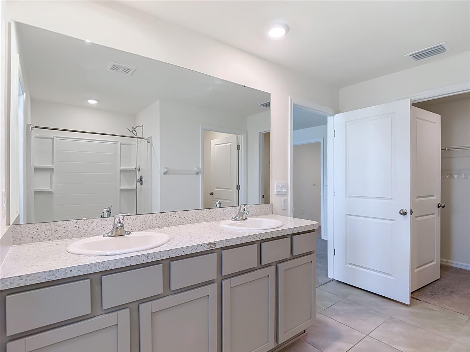 7737 Rosewood Garden Loop Property Photo 64