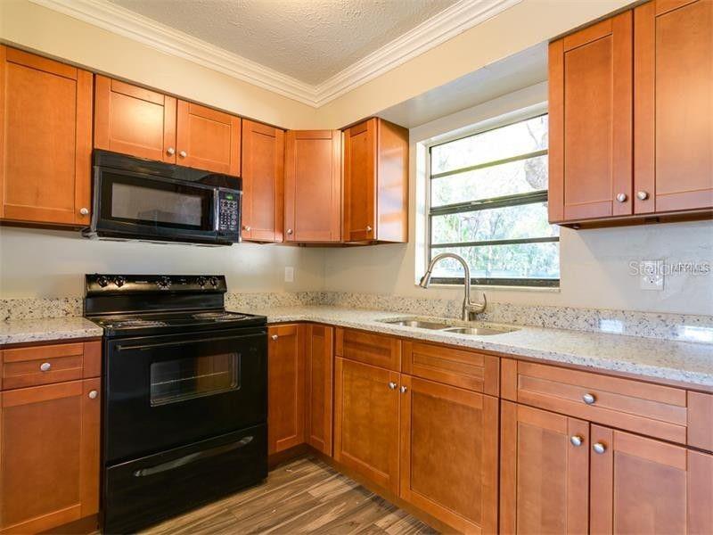 2108 E Bird St #a Property Photo 3