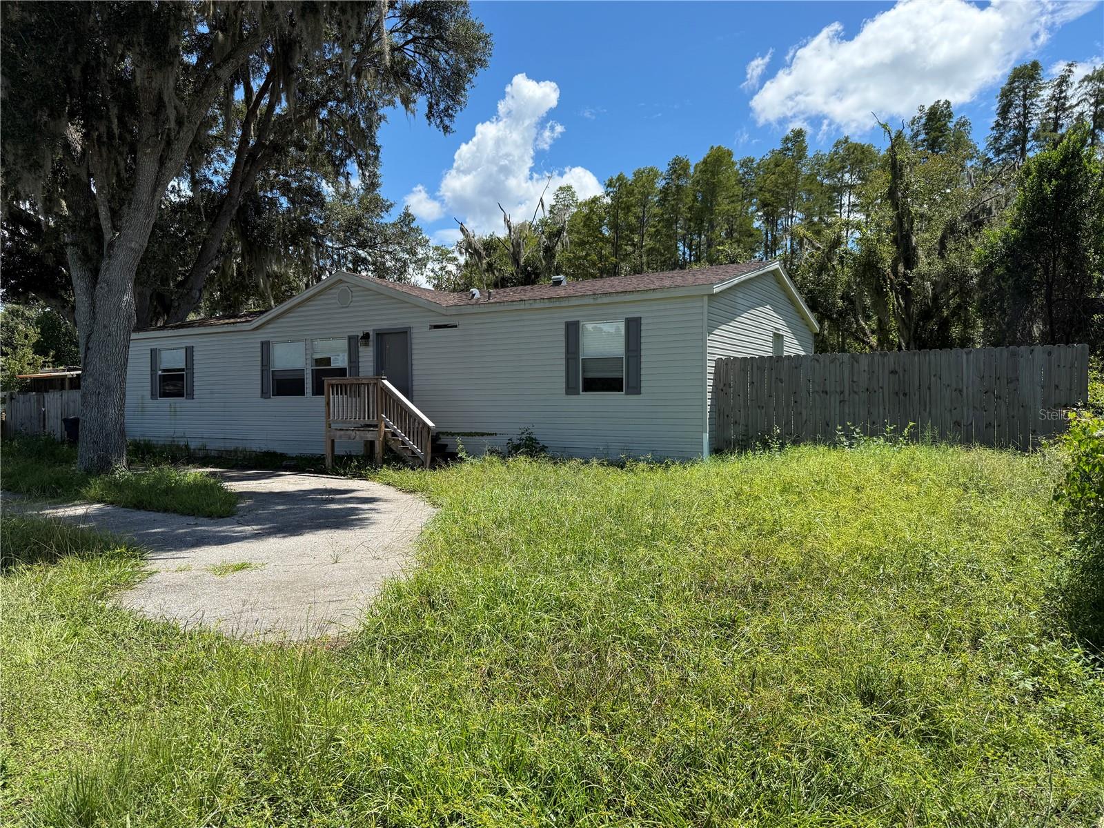 19036 Brewer Rd Property Photo 1