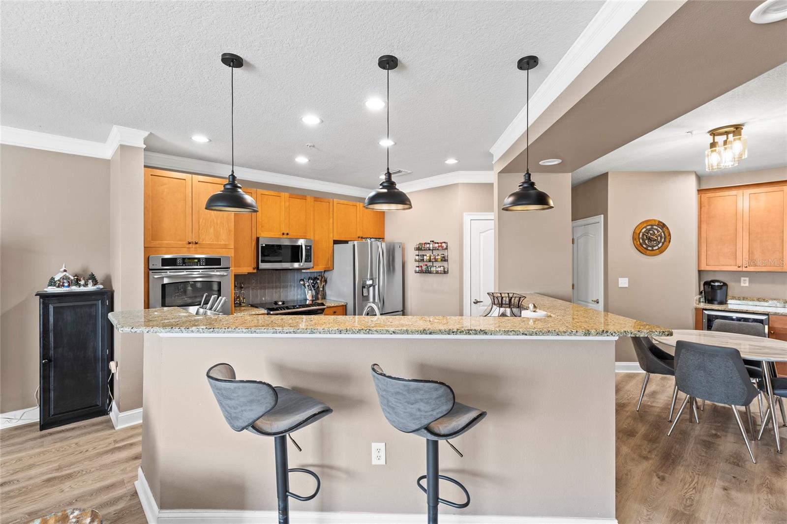 6319 Sunset Bay Cir Property Photo 5