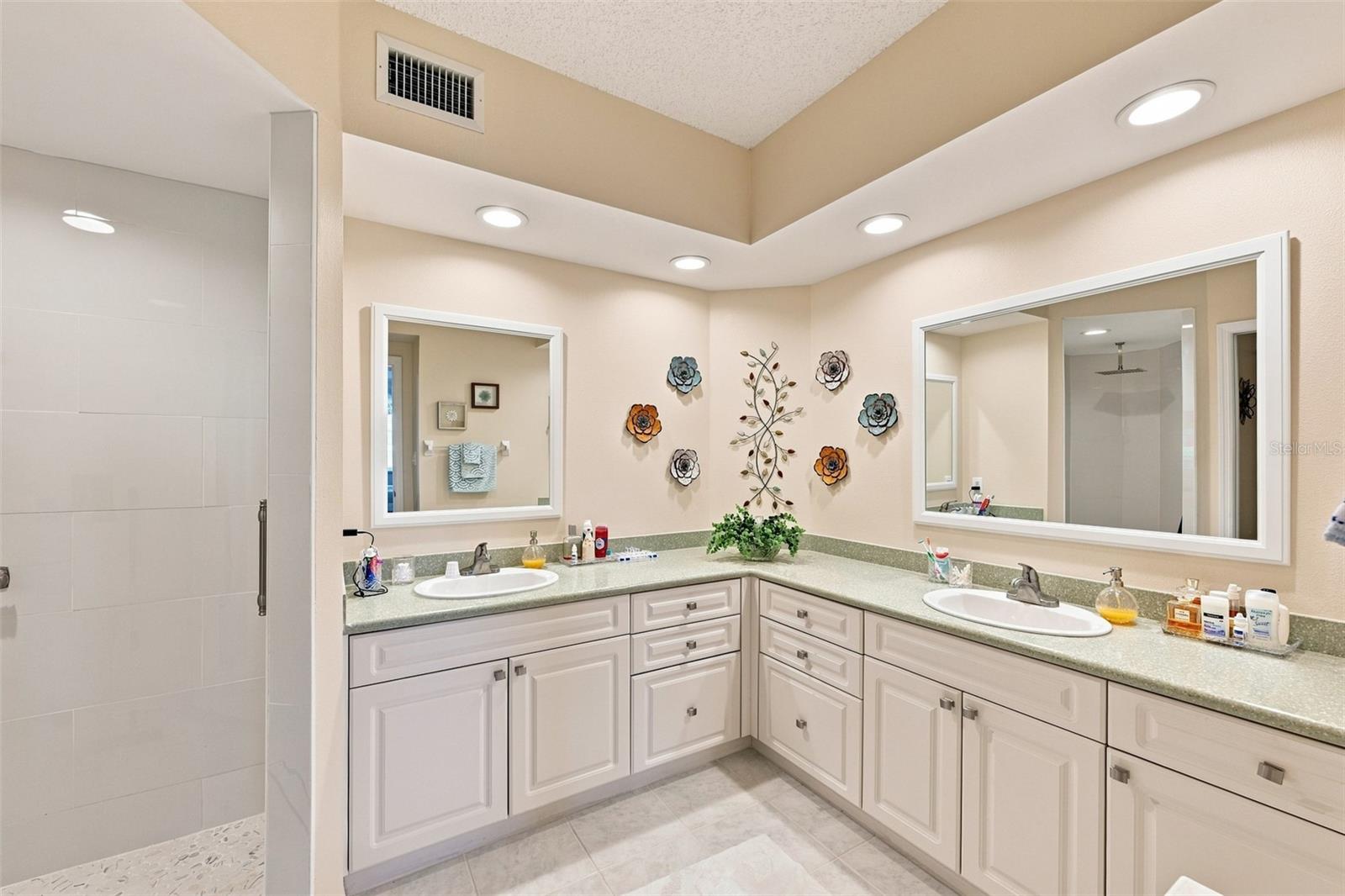 6450 Shoreline Dr #9306 Property Photo 25