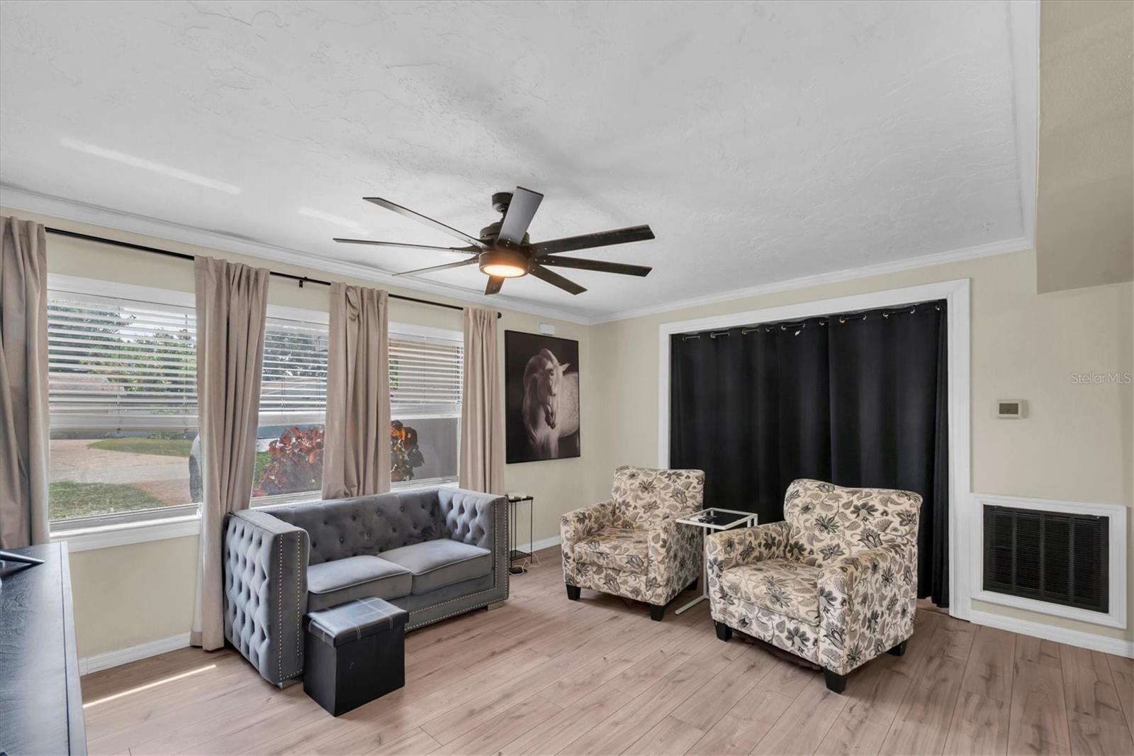 12812 Lake Dr Property Photo 10