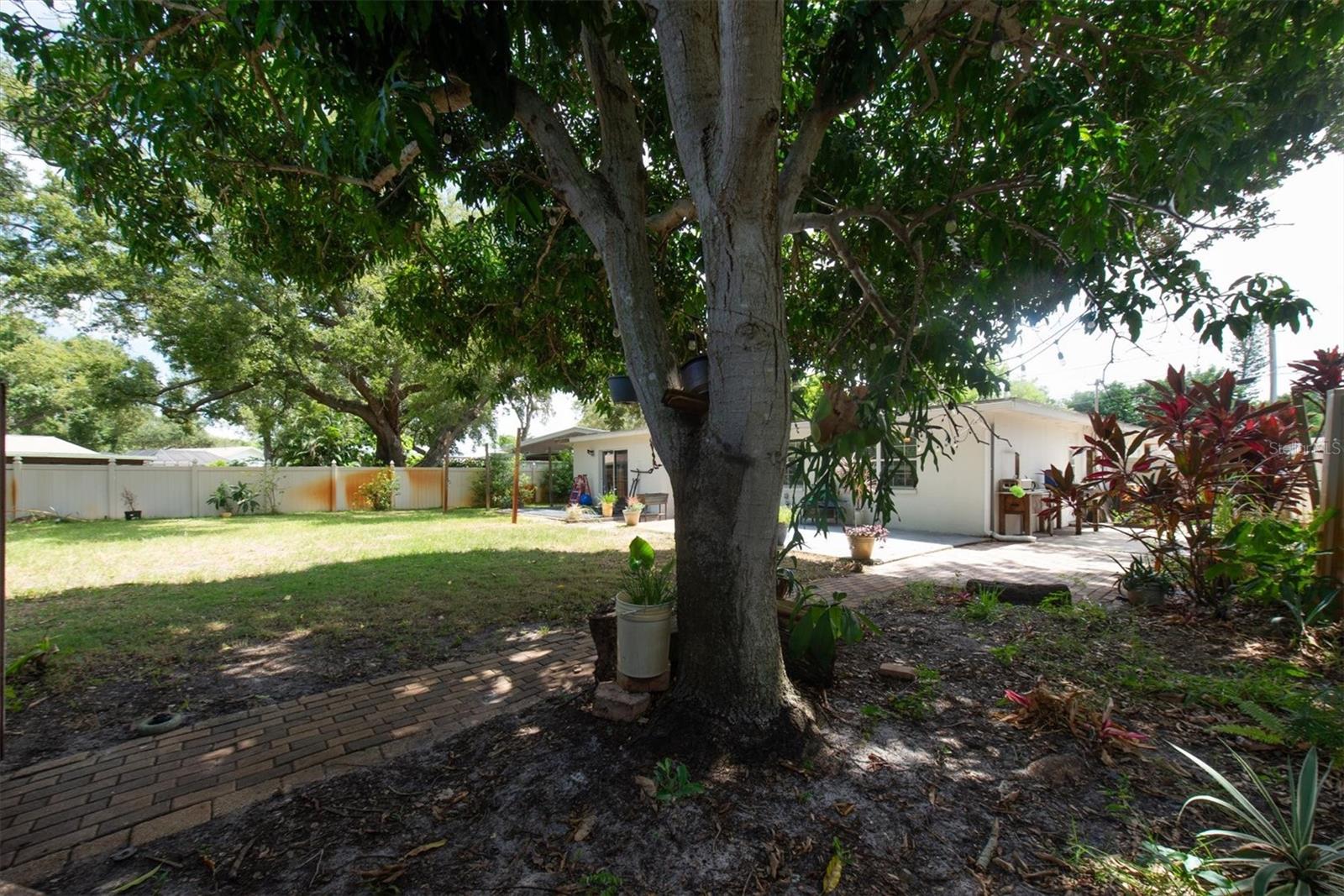 12812 Lake Dr Property Photo 36