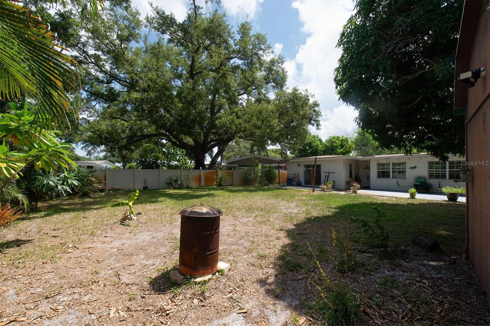 12812 Lake Dr Property Photo 39