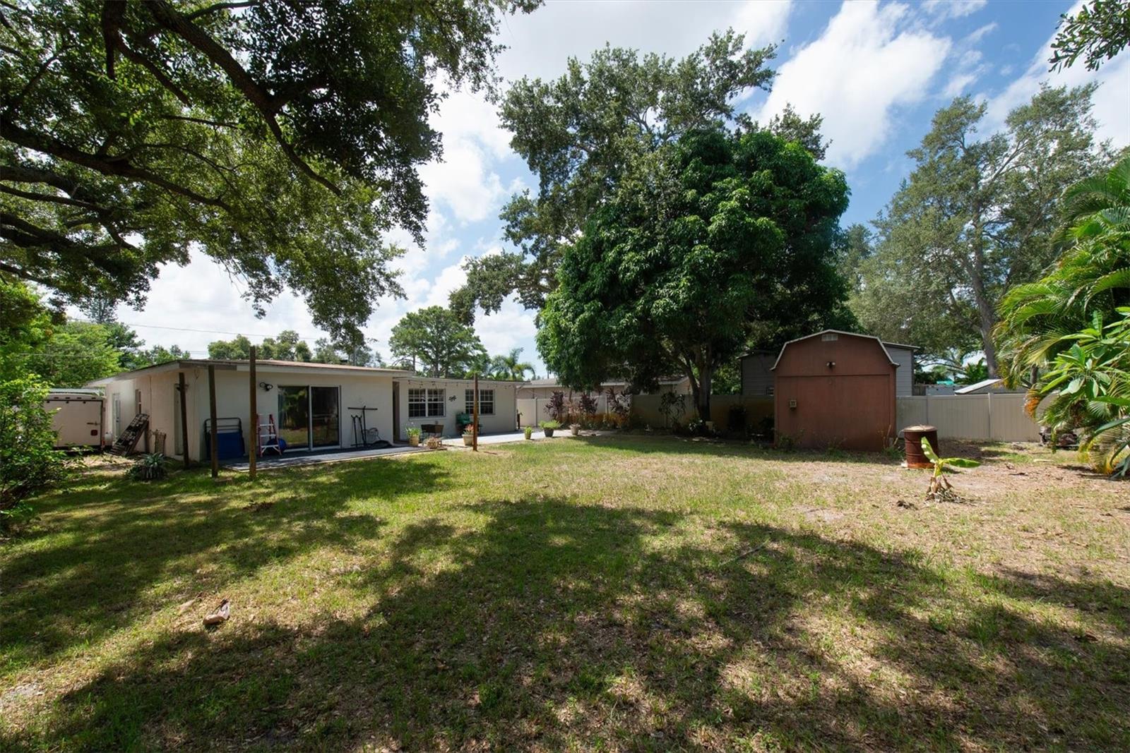 12812 Lake Dr Property Photo 40