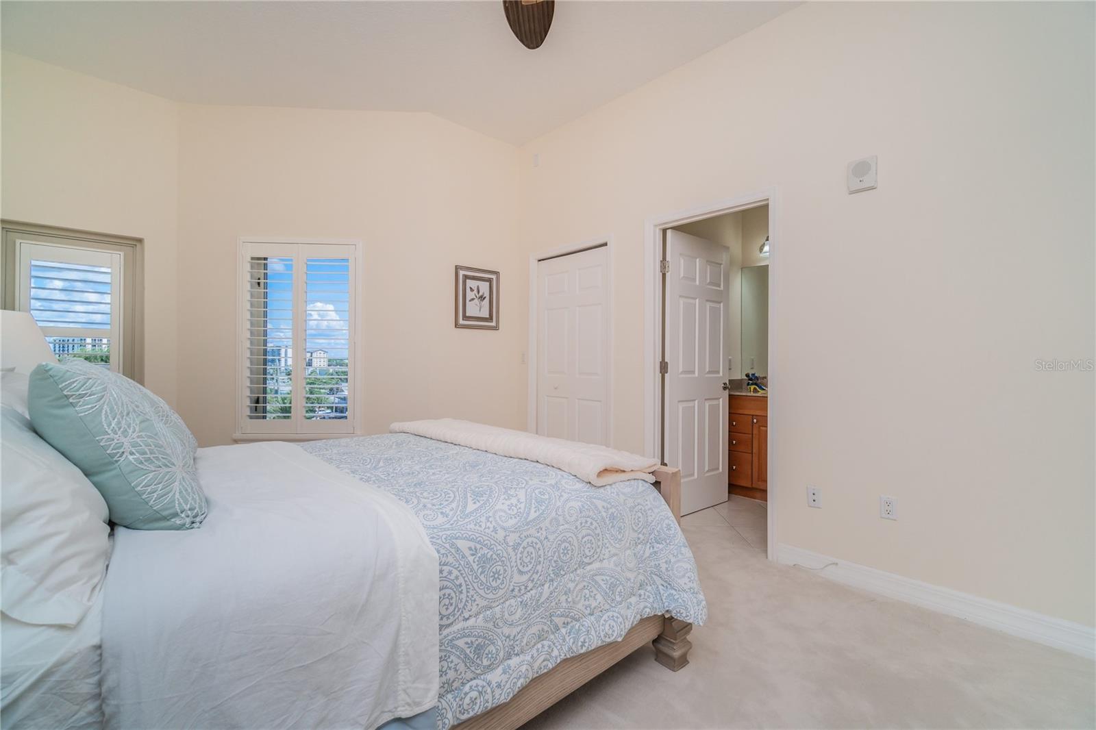 14 Somerset St #5c Property Photo 10