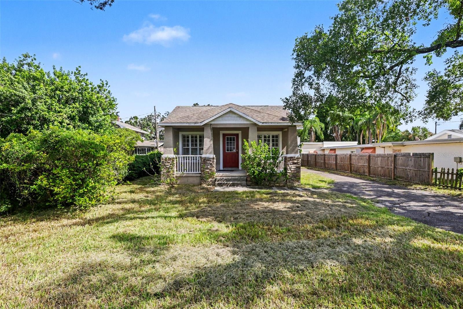 2603 W Henry Ave Property Photo 1