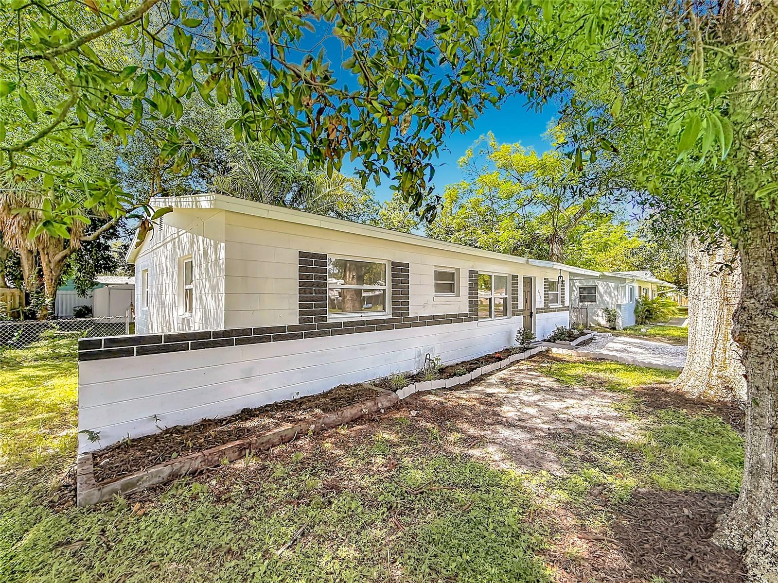 6748 78th Ave N Property Photo 18