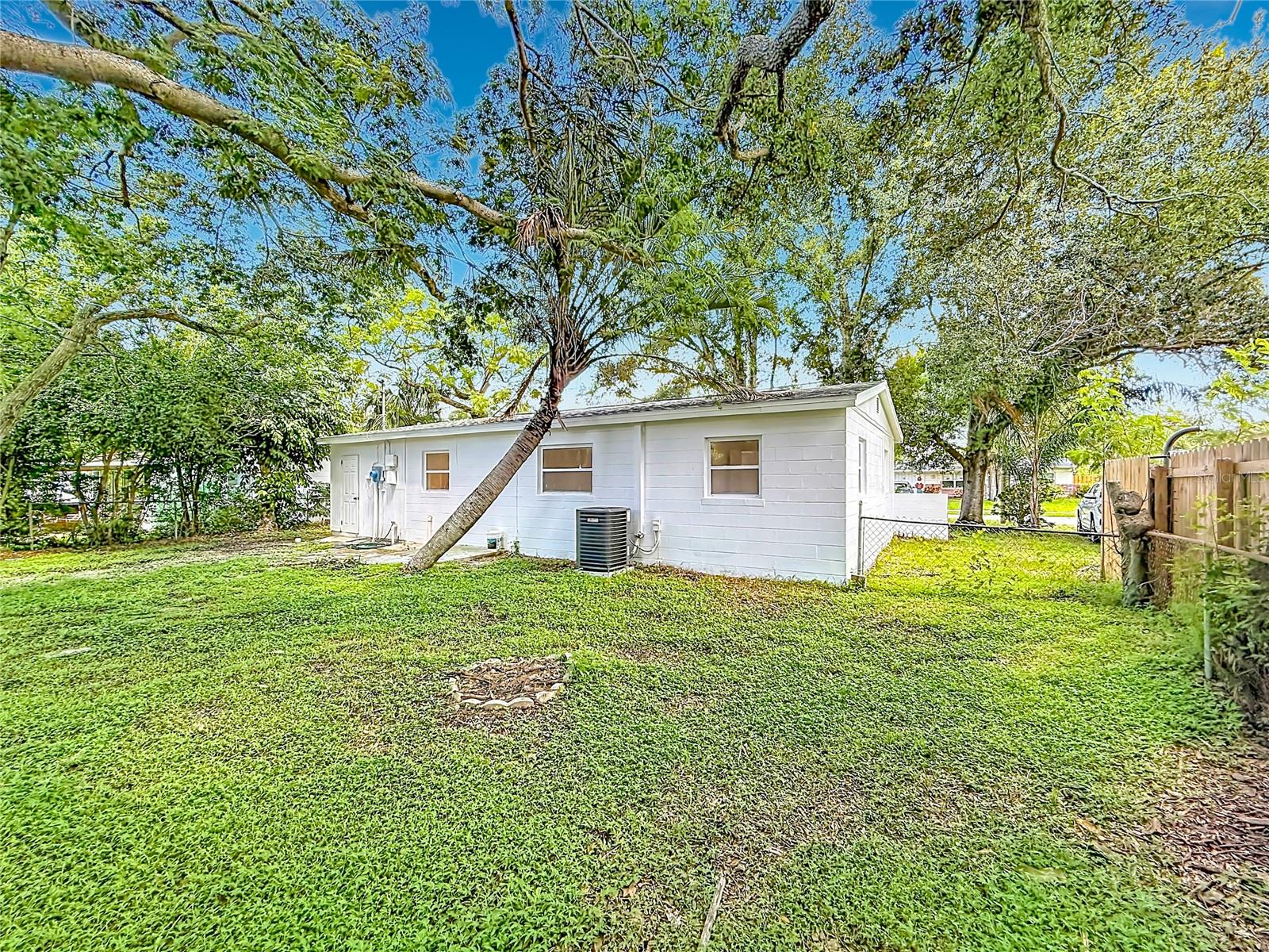 6748 78th Ave N Property Photo 33