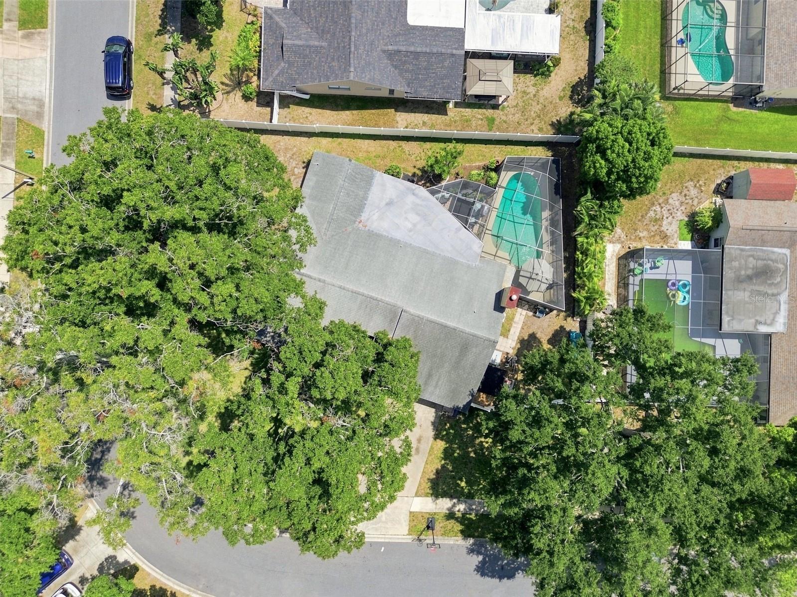 157 Foxcroft Dr E Property Photo 43