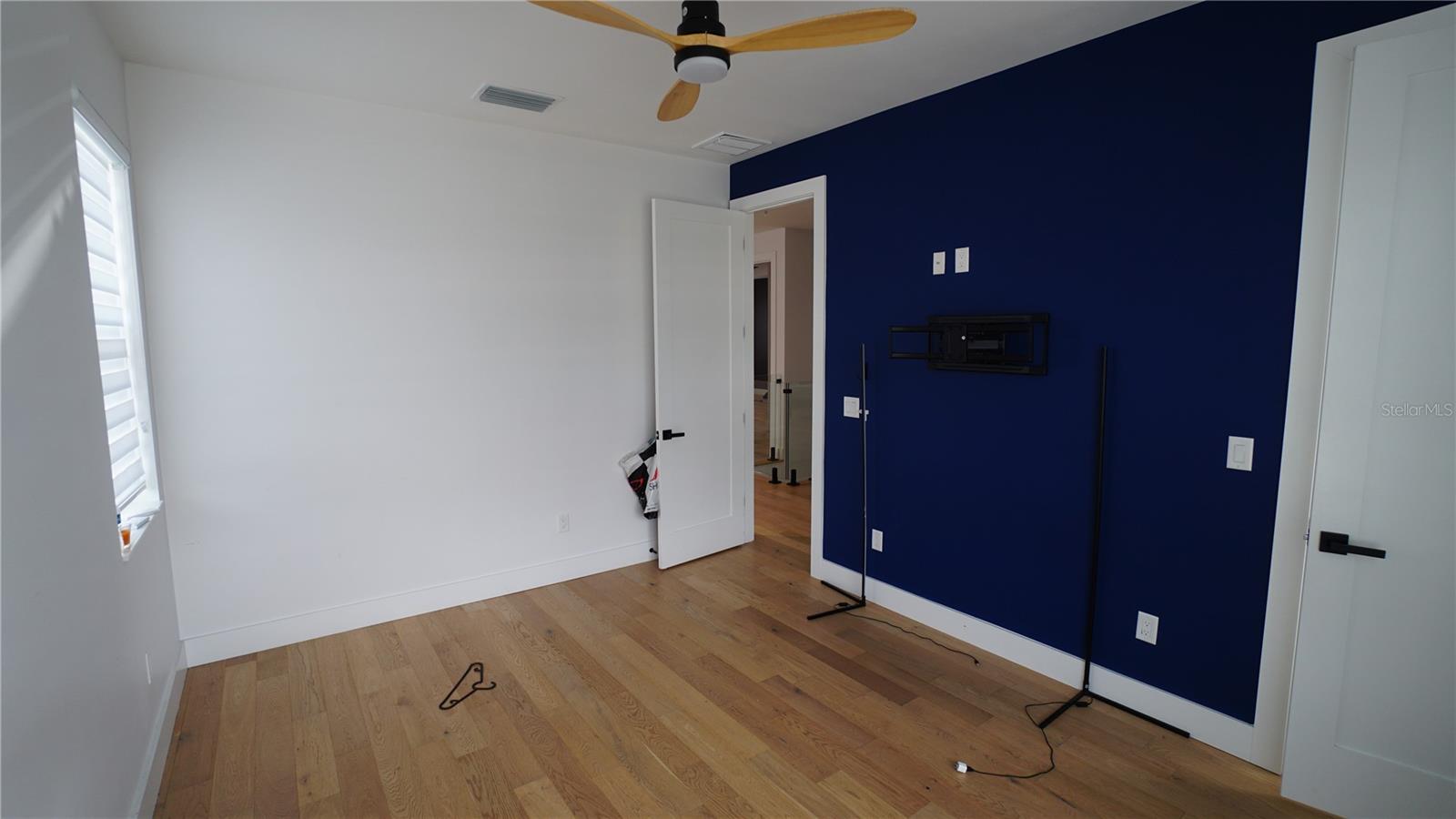 3213 W Abdella St Property Photo 8