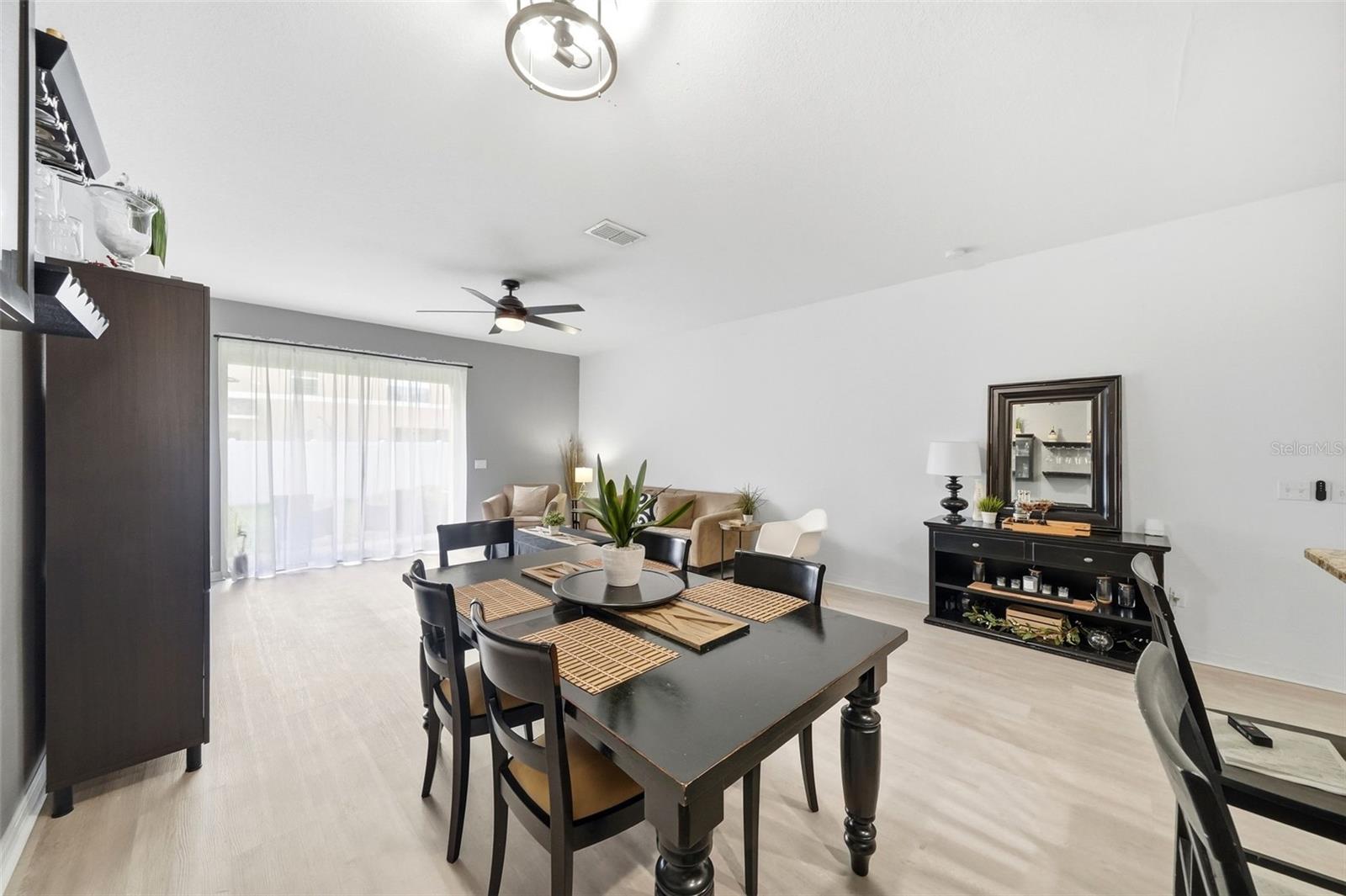 9484 Trumpet Vine Loop Property Photo 16