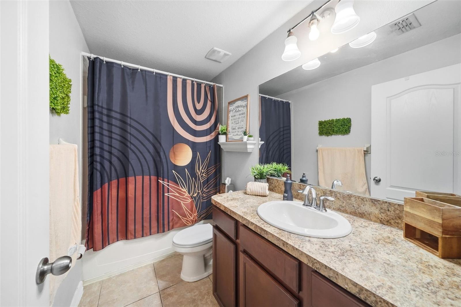 9484 Trumpet Vine Loop Property Photo 23