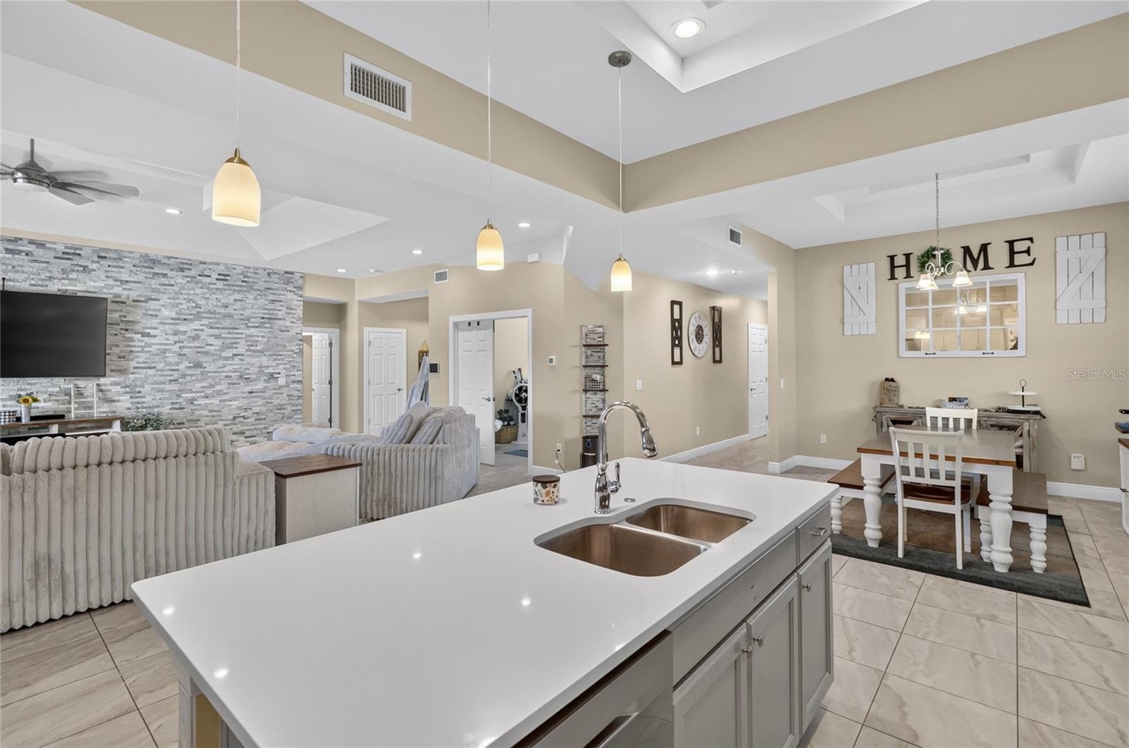 2985 Breezy Meadows Dr Property Photo 15