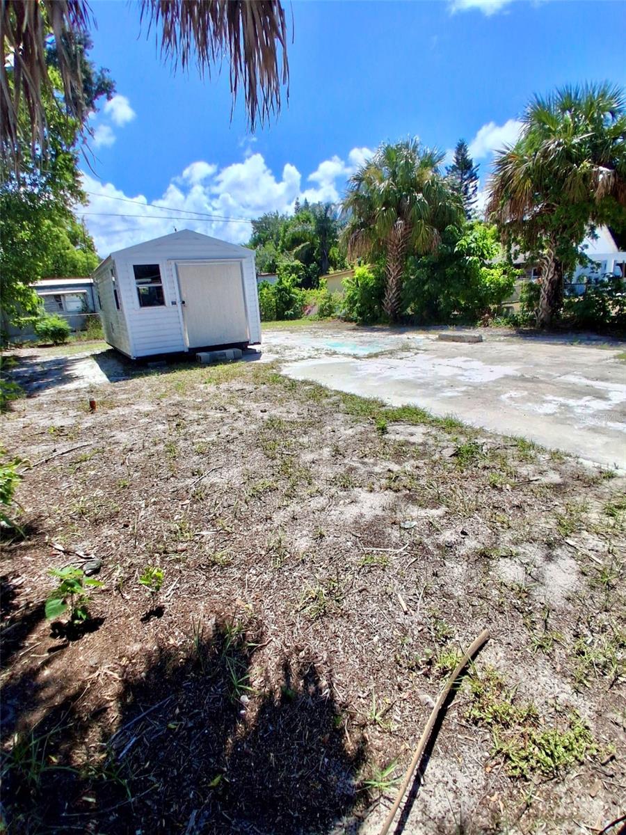13020 Clermont St Property Photo 6